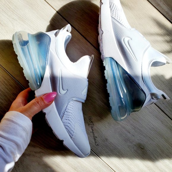 nike air max 270 extreme on feet